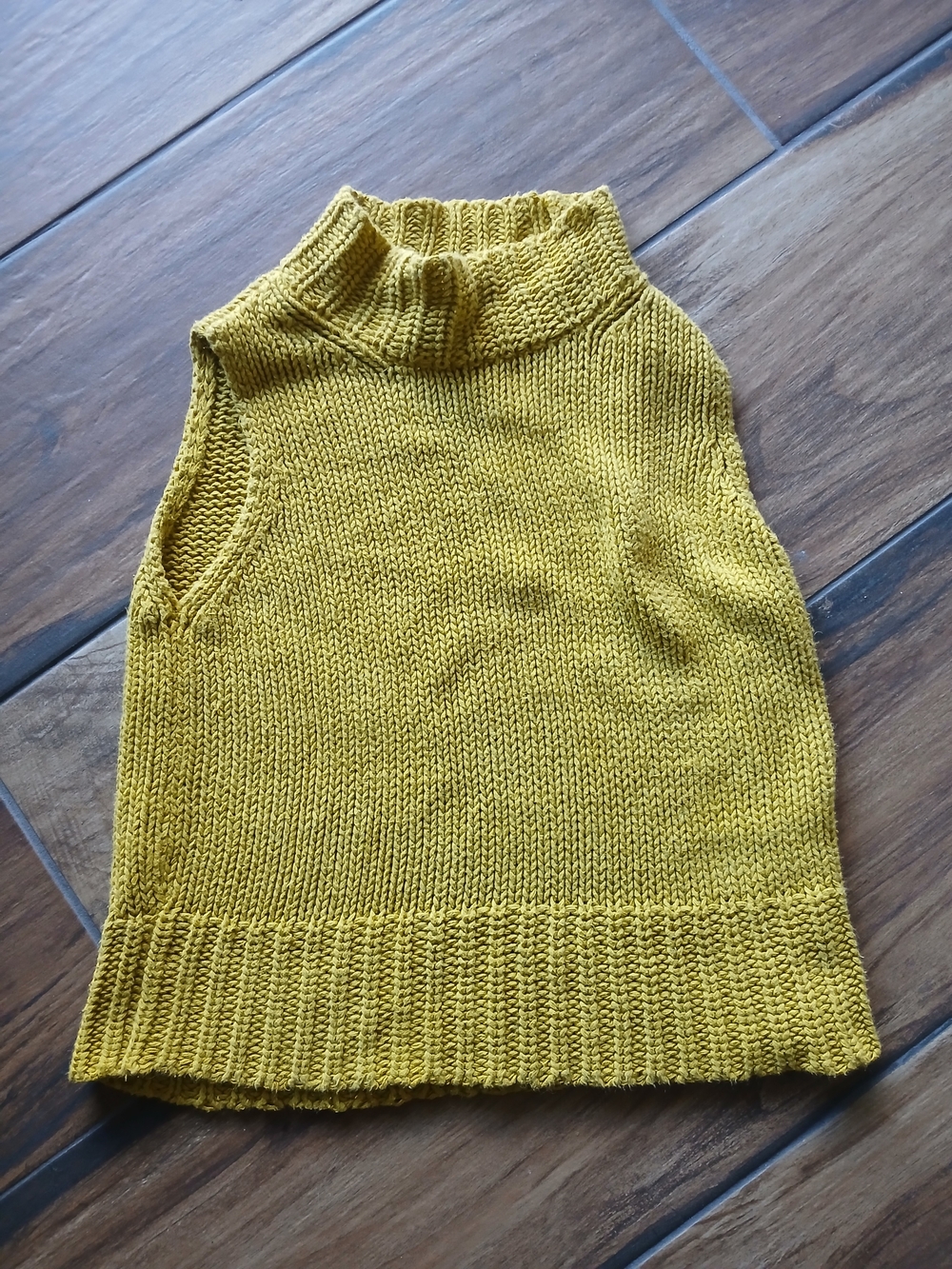 Express Women's Sleeveless Cowl Neck Sweater Medium - Mustard